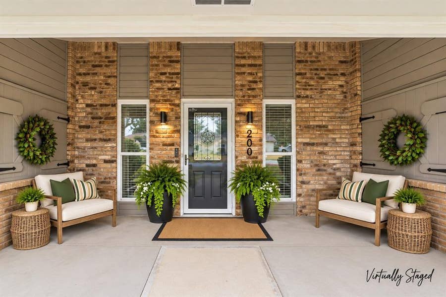 Property photo for 200 Lansford Drive, Benbrook, TX
