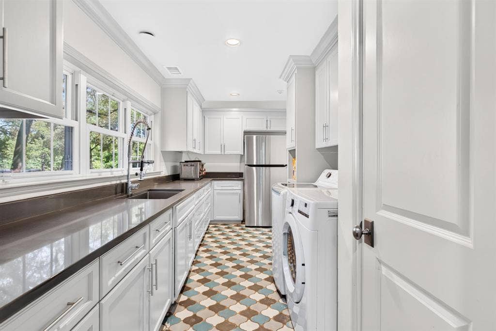 3804 Overton Park Drive W, Fort Worth, TX 76109