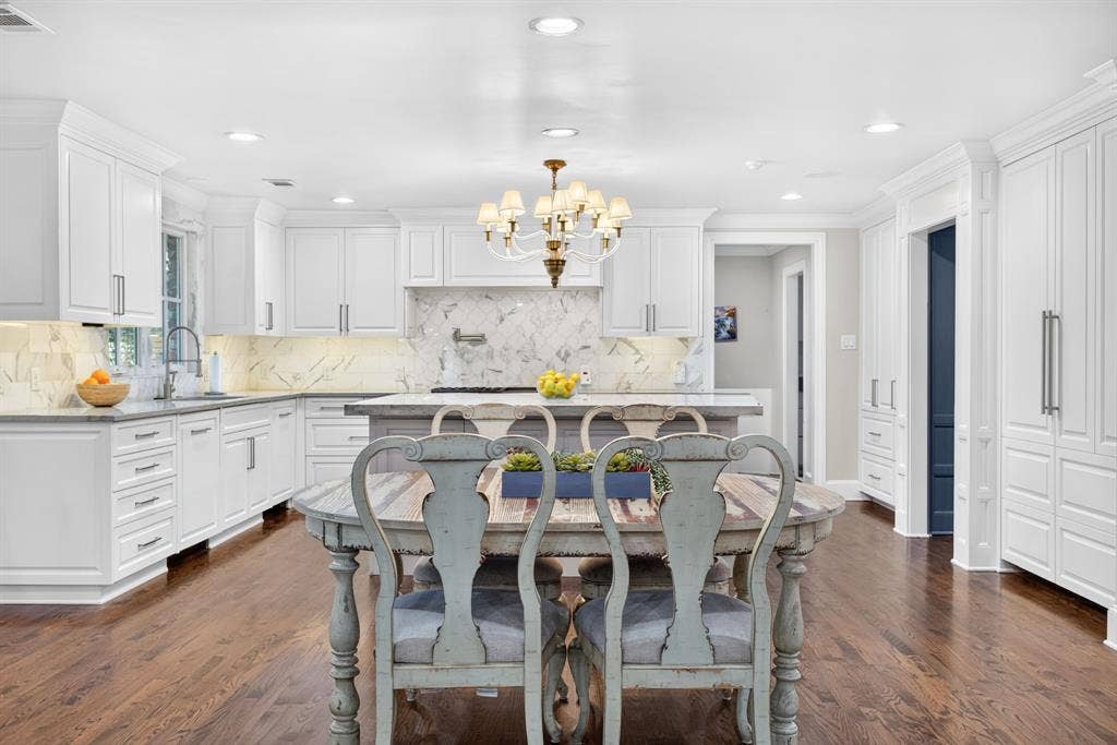 3804 Overton Park Drive W, Fort Worth, TX 76109
