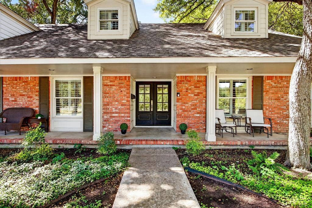 3804 Overton Park Drive W, Fort Worth, TX 76109