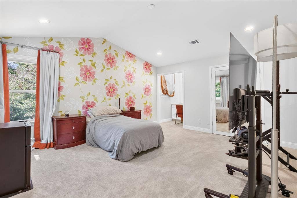 3804 Overton Park Drive W, Fort Worth, TX 76109