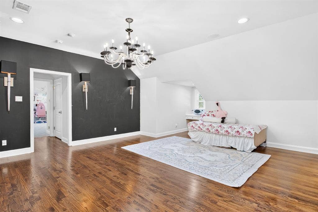 3804 Overton Park Drive W, Fort Worth, TX 76109