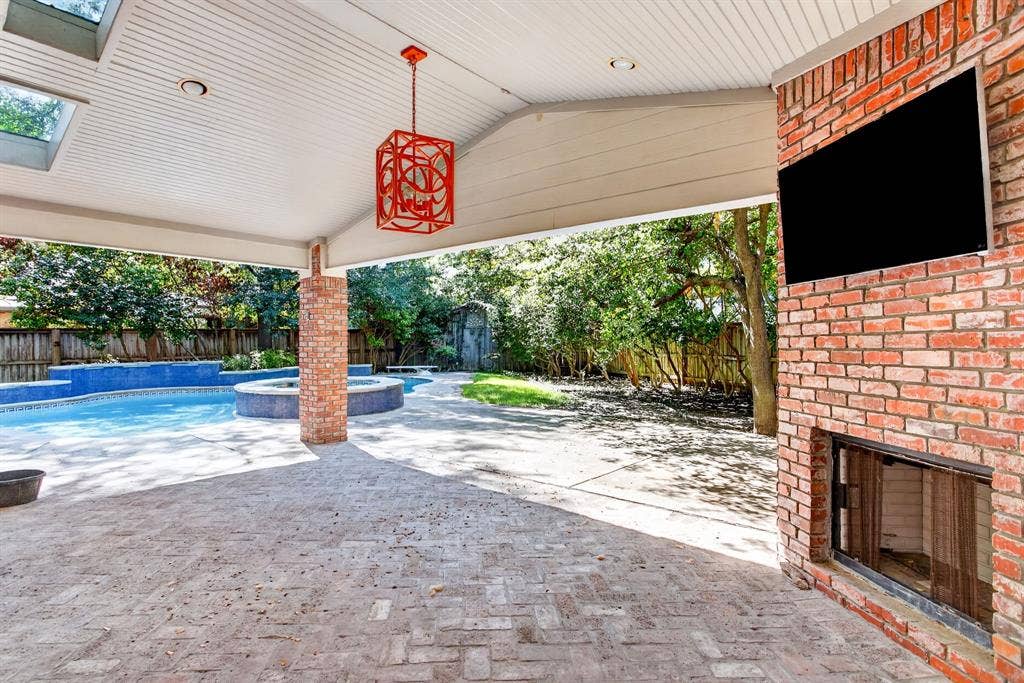 3804 Overton Park Drive W, Fort Worth, TX 76109