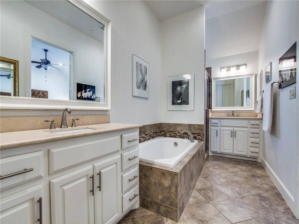 5034 Meridian Lane, Addison, TX 75001 5034 Meridian Lane, Addison, TX 75001