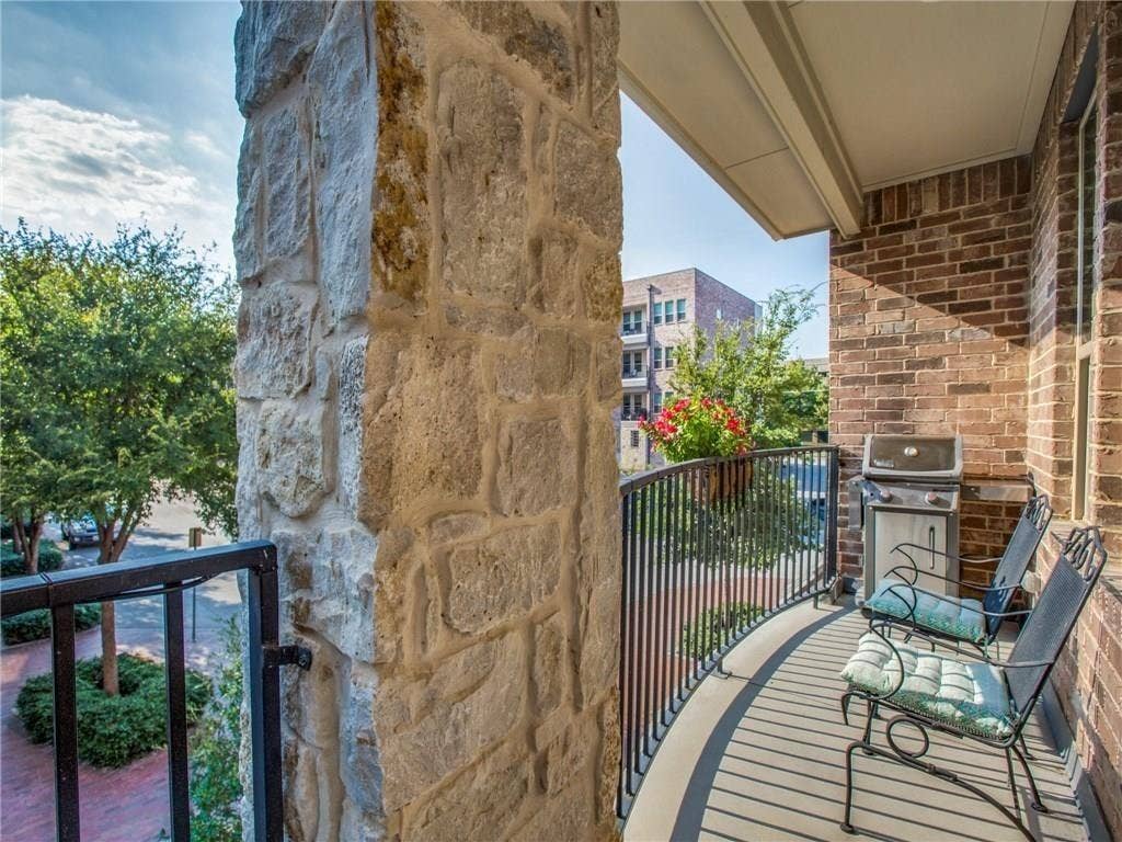 5034 Meridian Lane, Addison, TX 75001 5034 Meridian Lane, Addison, TX 75001