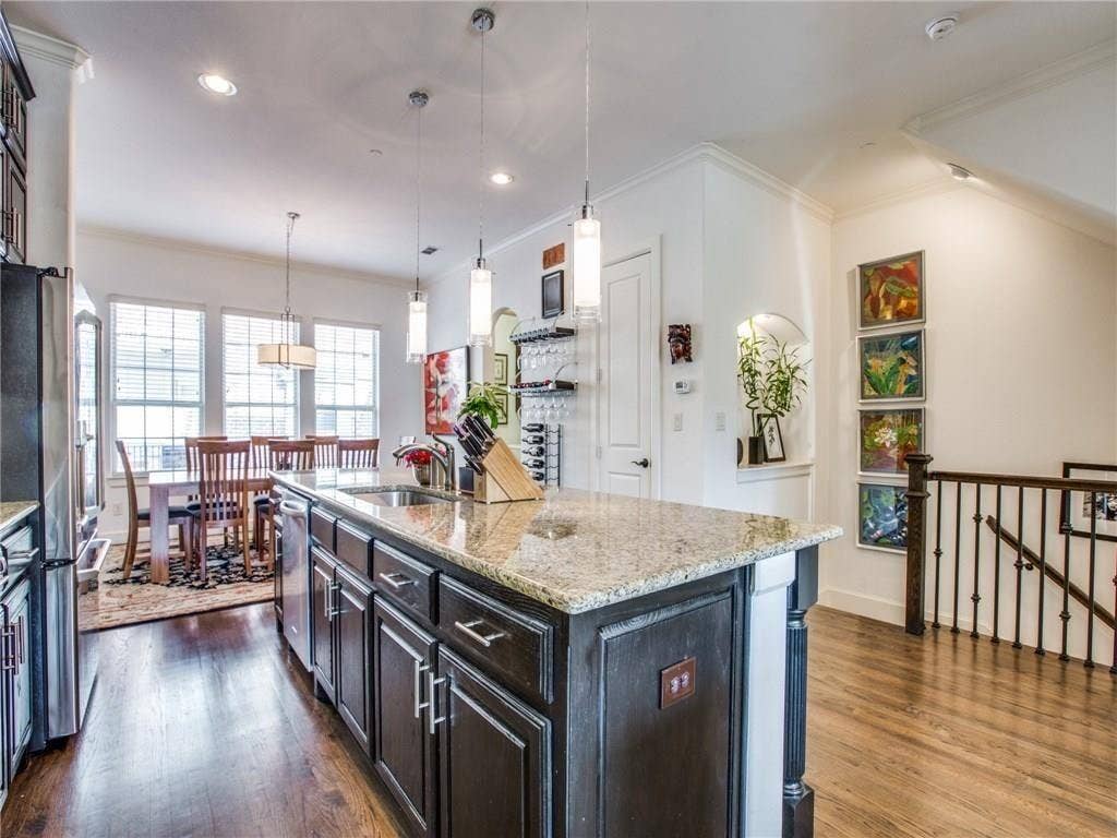 5034 Meridian Lane, Addison, TX 75001 5034 Meridian Lane, Addison, TX 75001