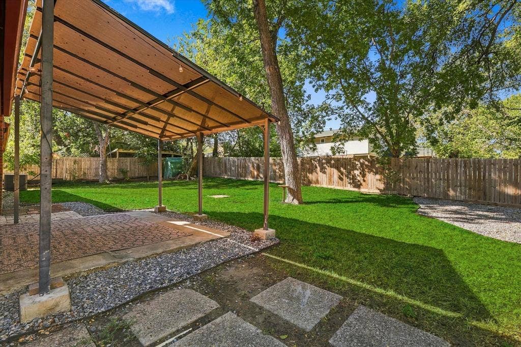 3 Eastlane Place, Plano, TX 75074 3 Eastlane Place, Plano, TX 75074