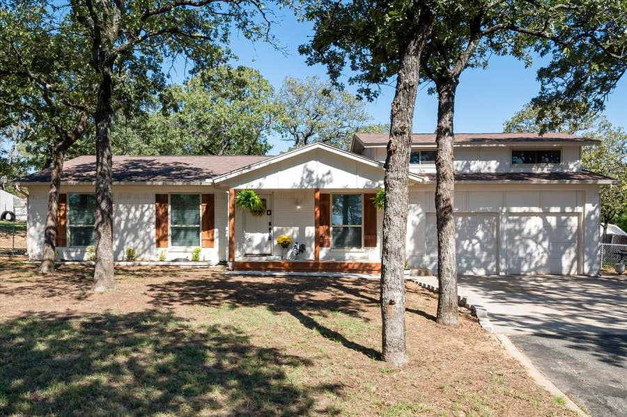 Property photo for 5775 Woodvine Court, Fort Worth, TX