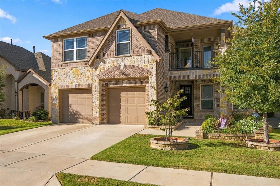 Property photo for 1712 Frisco Hills Boulevard, Little Elm, TX