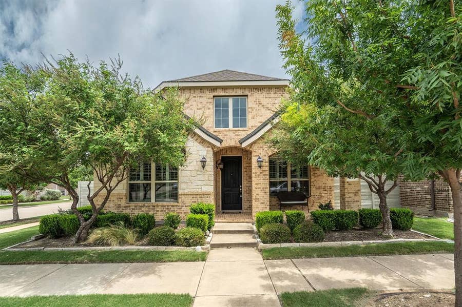 Property photo for 840 Parkside Drive, Argyle, TX