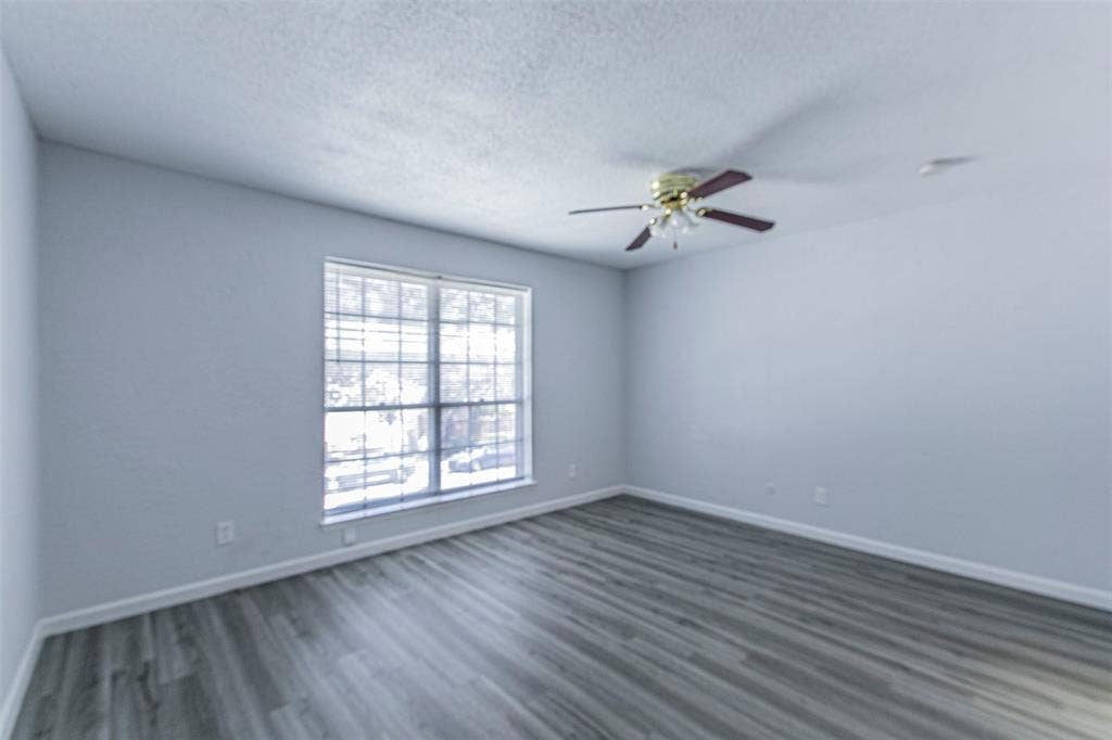 9326 Emberglow Lane, Dallas, TX 75243 Bedroom 2 unfurnished