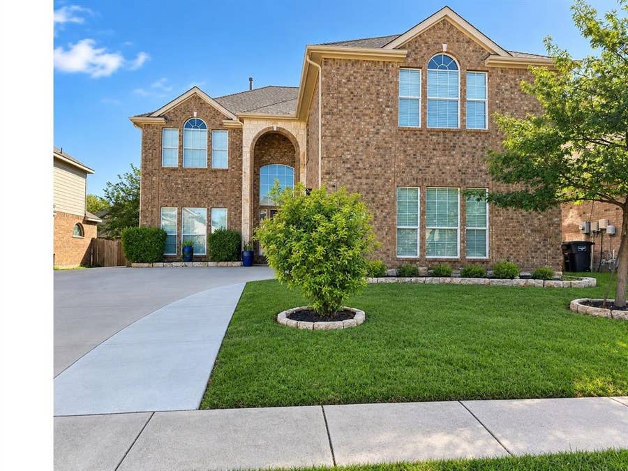 Property photo for 11936 Summerwind Drive, Fort Worth, TX