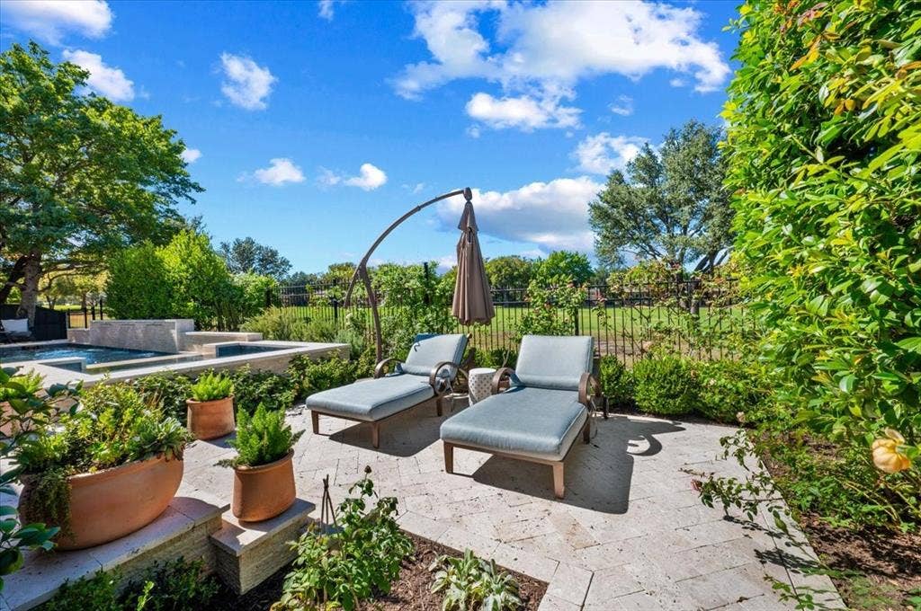 830 Parkwood Court, McKinney, TX 75072 830 Parkwood Court, McKinney, TX 75072