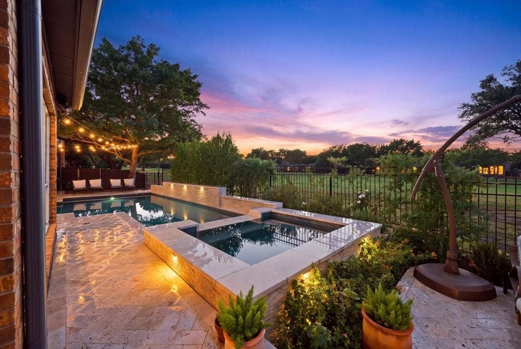 830 Parkwood Court, McKinney, TX 75072 830 Parkwood Court, McKinney, TX 75072