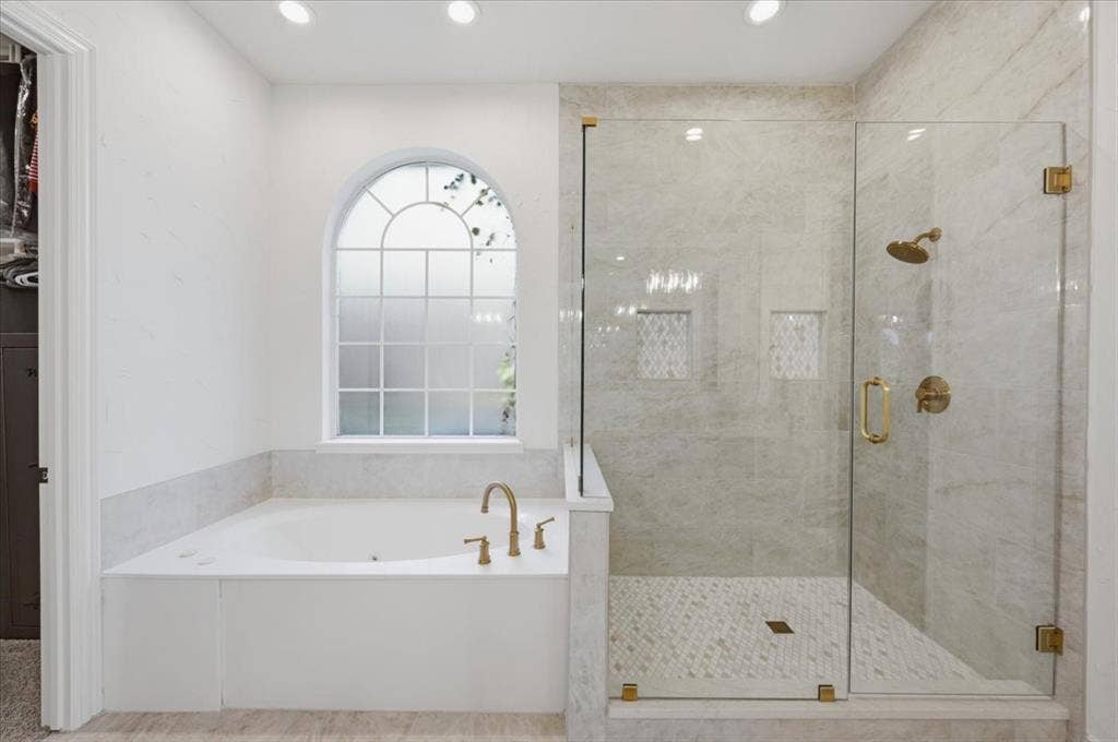 830 Parkwood Court, McKinney, TX 75072 830 Parkwood Court, McKinney, TX 75072