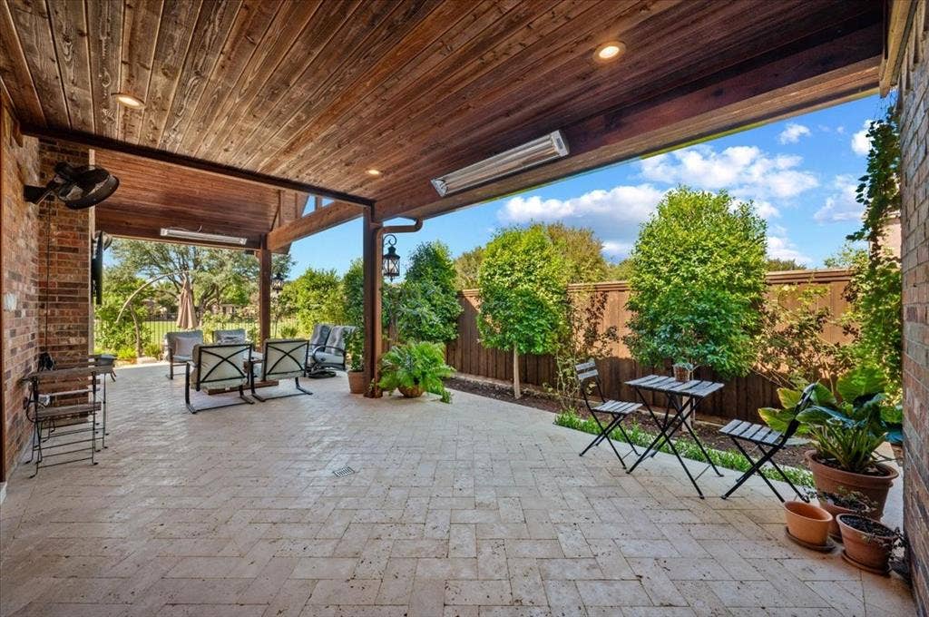 830 Parkwood Court, McKinney, TX 75072 830 Parkwood Court, McKinney, TX 75072
