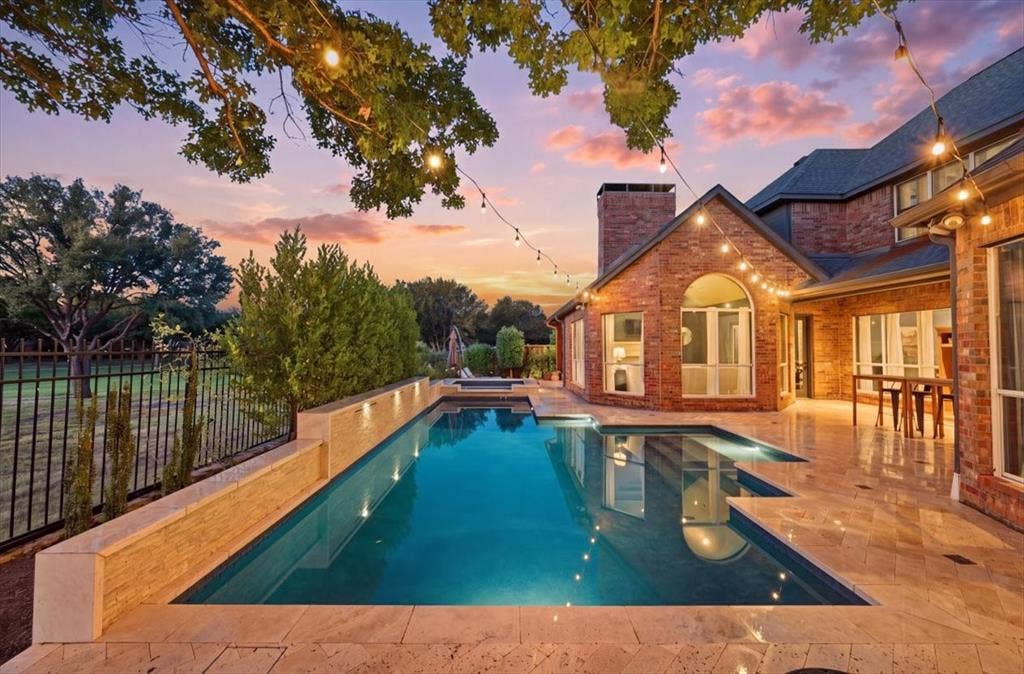 830 Parkwood Court, McKinney, TX 75072 830 Parkwood Court, McKinney, TX 75072