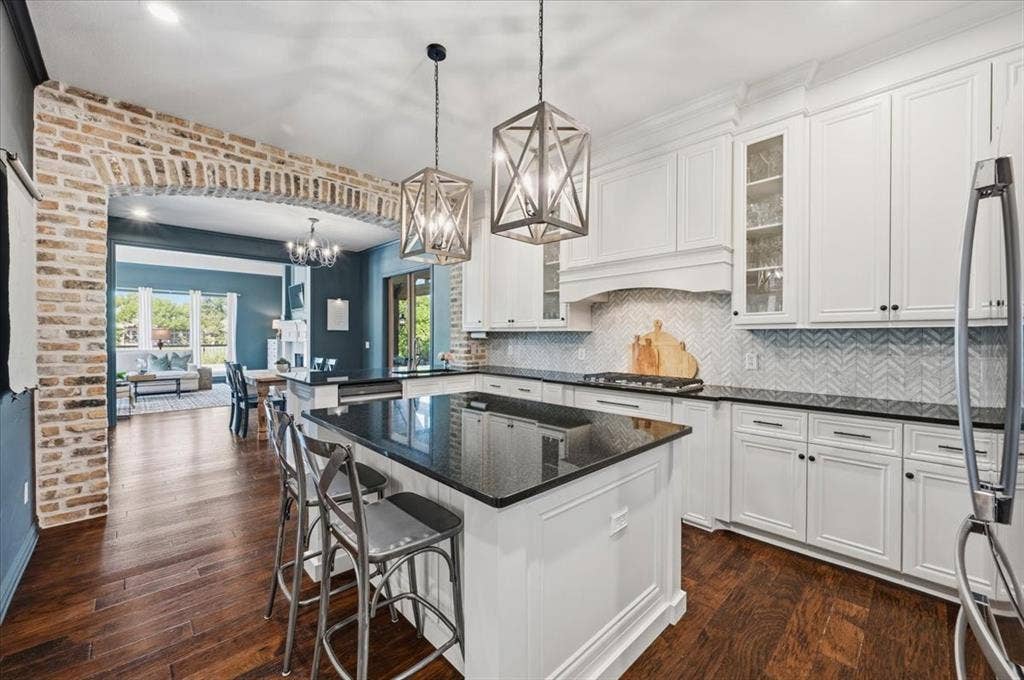 830 Parkwood Court, McKinney, TX 75072 830 Parkwood Court, McKinney, TX 75072