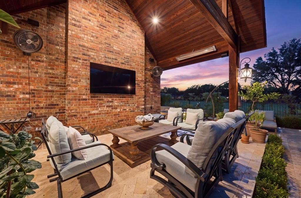 830 Parkwood Court, McKinney, TX 75072 830 Parkwood Court, McKinney, TX 75072