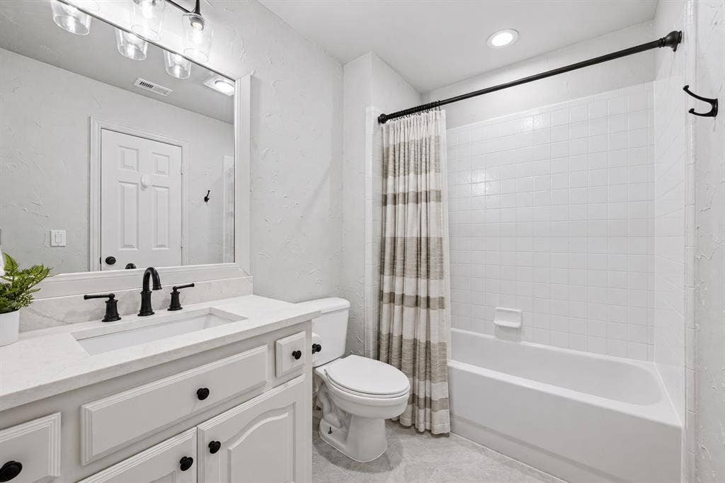 830 Parkwood Court, McKinney, TX 75072 830 Parkwood Court, McKinney, TX 75072