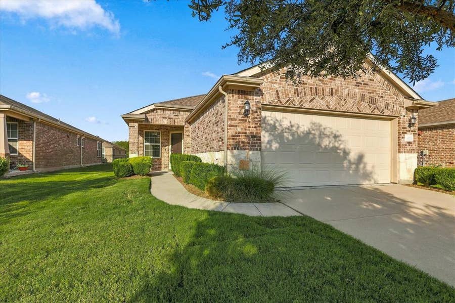Property photo for 8975 Shore Crest Road, Frisco, TX