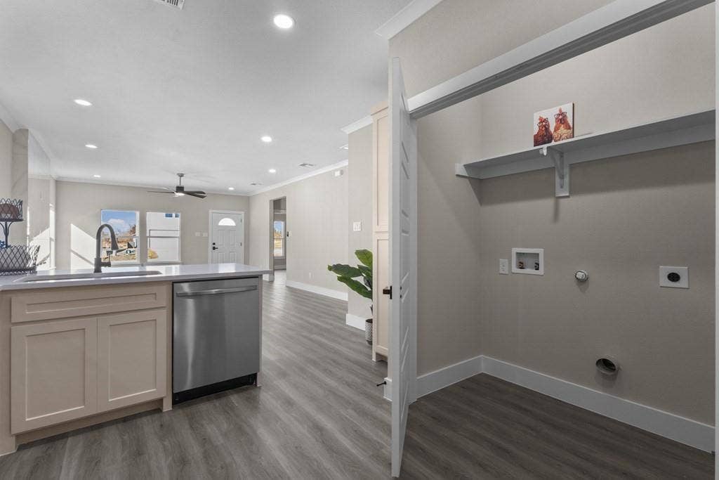 304 Rike Road, Mabank, TX 75147 304 Rike Road, Mabank, TX 75147