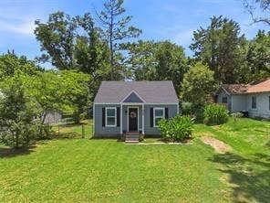 Property photo for 707 W Water Street, Weatherford, TX
