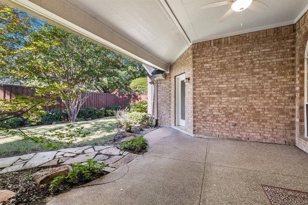 6216 Wolf Ridge Drive, Plano, TX 75024 Large covered patio overlooking very private backyard