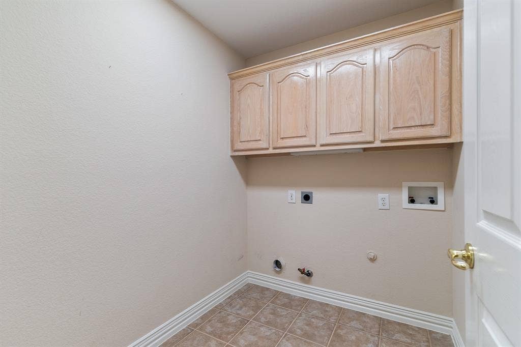 6216 Wolf Ridge Drive, Plano, TX 75024 6216 Wolf Ridge Drive, Plano, TX 75024