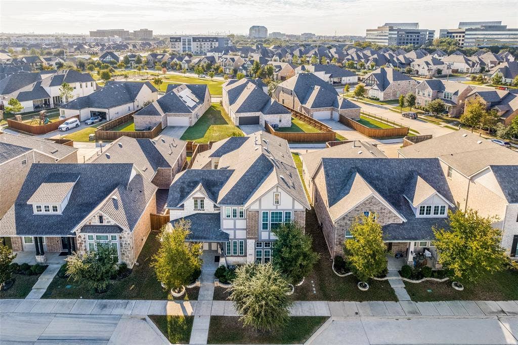 1470 William Way, Farmers Branch, TX 75234