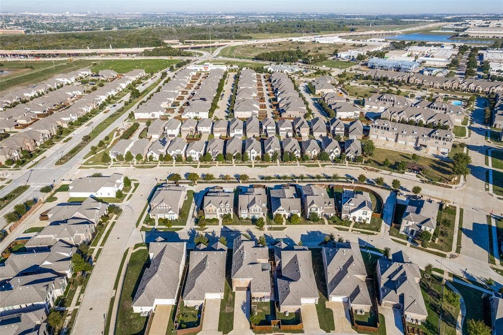 1470 William Way, Farmers Branch, TX 75234