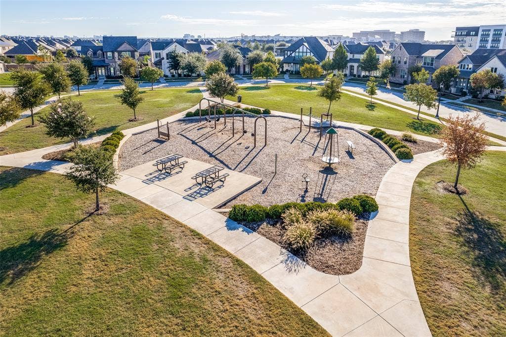 1470 William Way, Farmers Branch, TX 75234