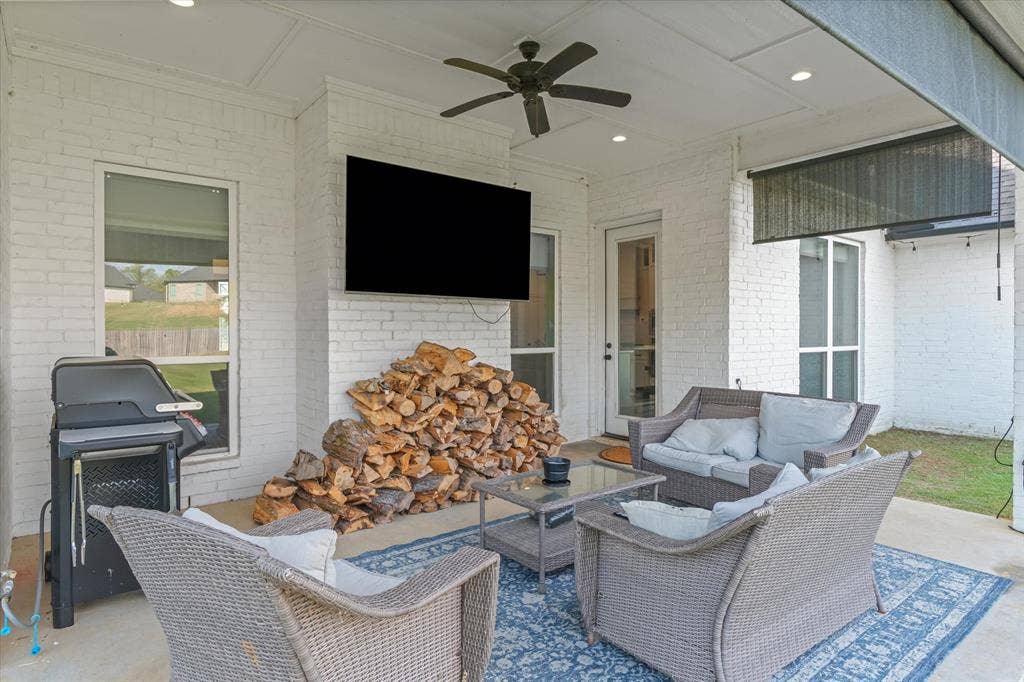 14312 COUNTY ROAD 192, Tyler, TX 75703