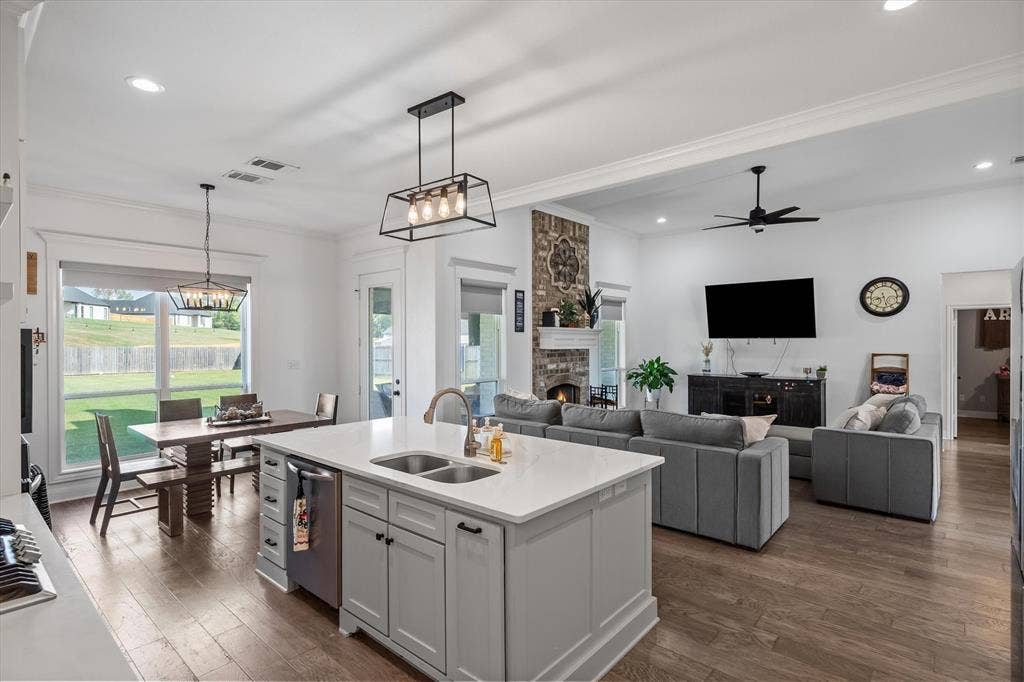 14312 COUNTY ROAD 192, Tyler, TX 75703
