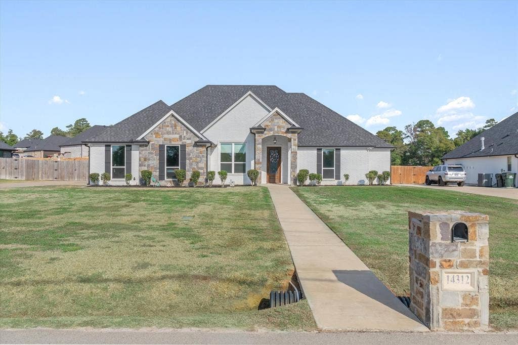 14312 COUNTY ROAD 192, Tyler, TX 75703
