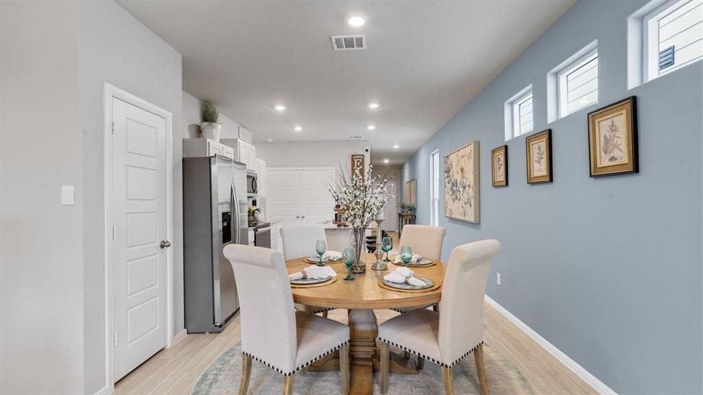 2932 MAPLE ORCHARD Lane, Fort Worth, TX 76140