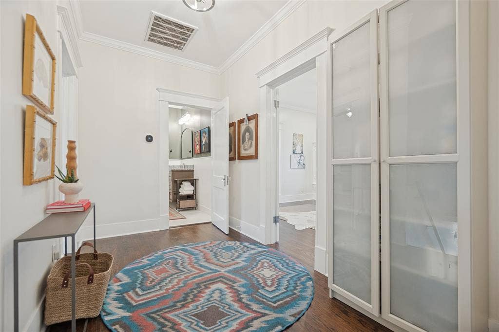121 S Montclair Avenue, Dallas, TX 75208