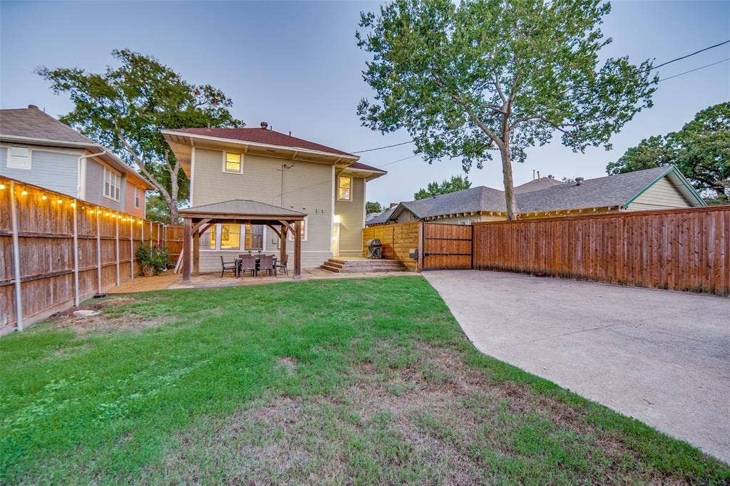 121 S Montclair Avenue, Dallas, TX 75208