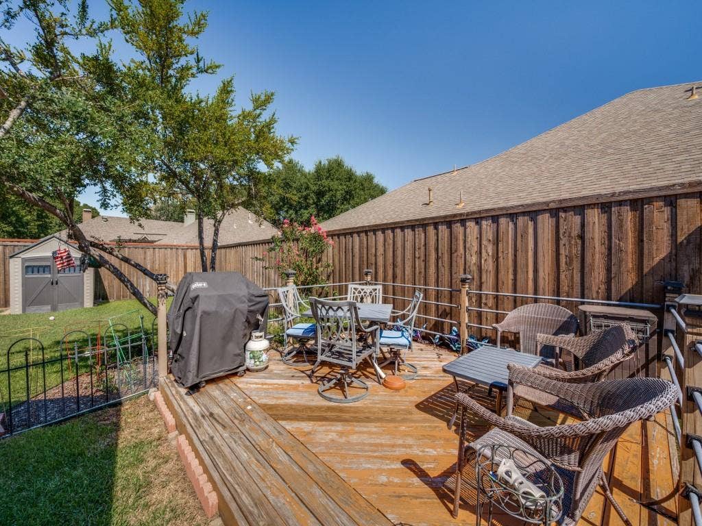 2705 Micarta Drive, Plano, TX 75025 2705 Micarta Drive, Plano, TX 75025