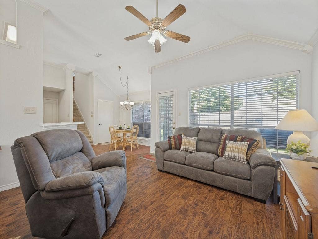 2705 Micarta Drive, Plano, TX 75025 2705 Micarta Drive, Plano, TX 75025