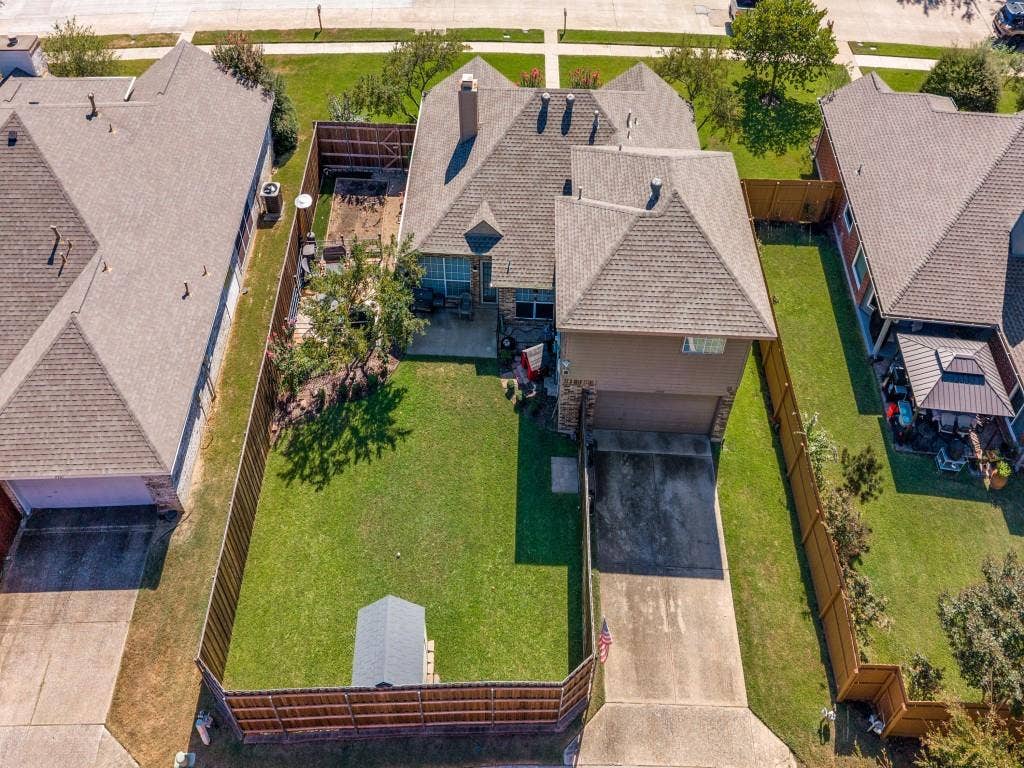 2705 Micarta Drive, Plano, TX 75025 2705 Micarta Drive, Plano, TX 75025