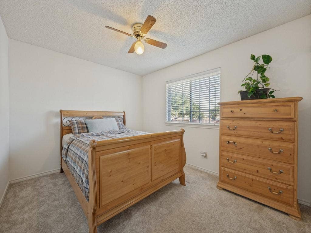 2705 Micarta Drive, Plano, TX 75025 2705 Micarta Drive, Plano, TX 75025