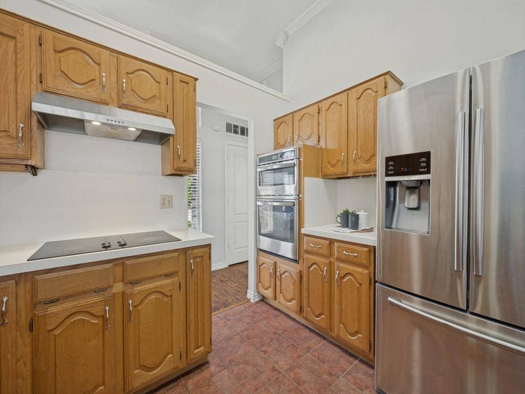 2705 Micarta Drive, Plano, TX 75025 2705 Micarta Drive, Plano, TX 75025