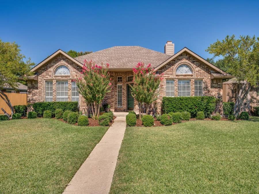 Property photo for 2705 Micarta Drive, Plano, TX