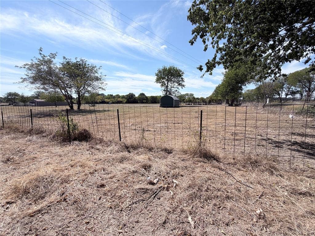 TBD Lot 2 Cedar Creek Parkway W, Kemp, TX 75143 back of property