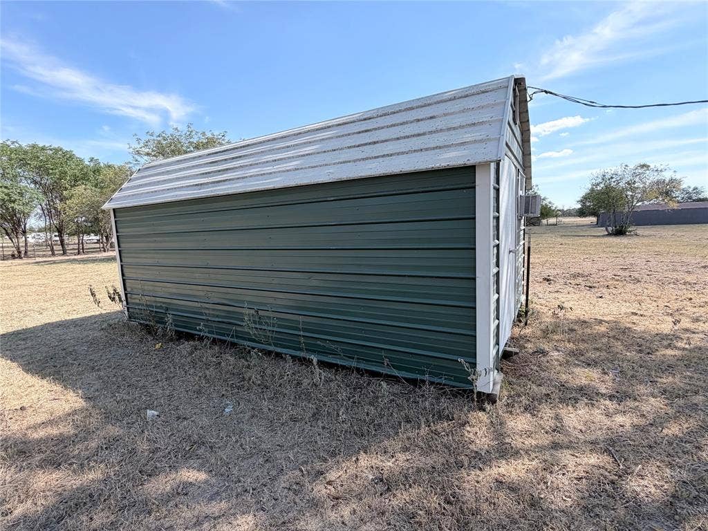 TBD Lot 2 Cedar Creek Parkway W, Kemp, TX 75143 shed