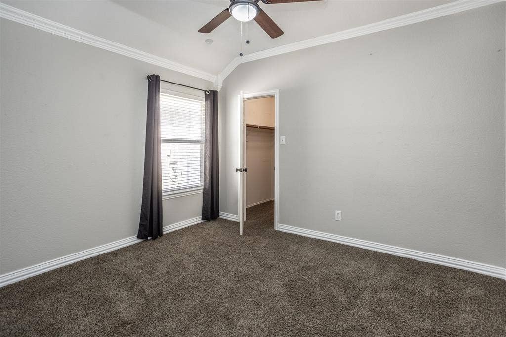 1812 Copper Leaf Drive, Corinth, TX 76210