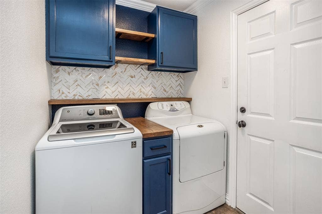 1812 Copper Leaf Drive, Corinth, TX 76210