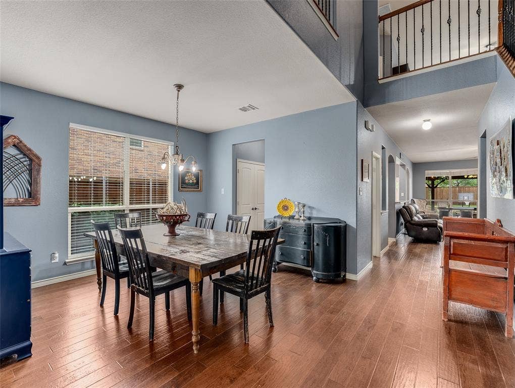 5732 Chateau Drive, Sachse, TX 75048 5732 Chateau Drive, Sachse, TX 75048