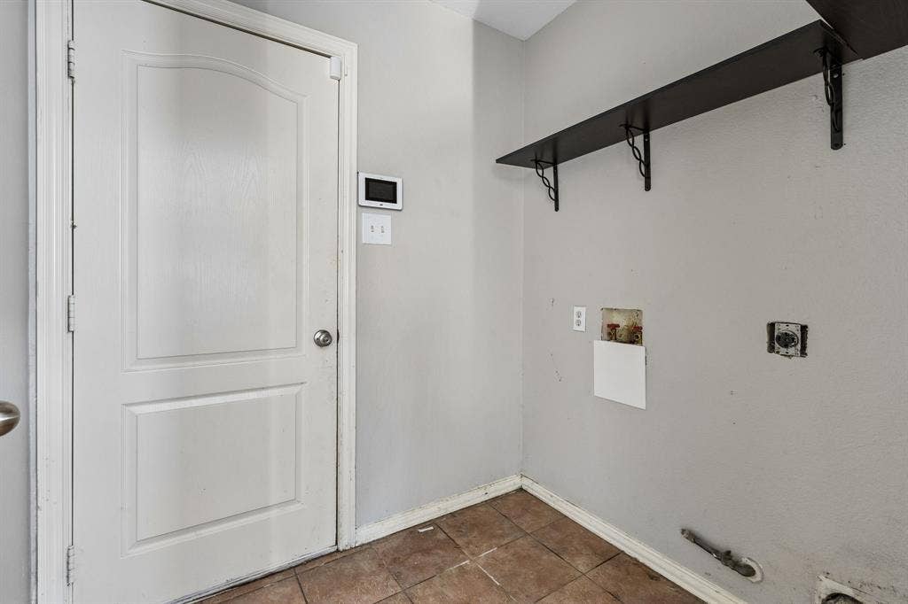 3601 Charleston Drive, Richardson, TX 75082 3601 Charleston Drive, Richardson, TX 75082